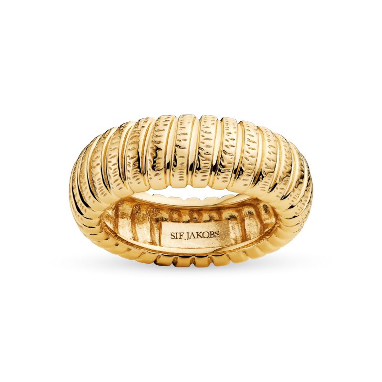 Ring made of 18k yellow gold plated 925 Sterling Silver Ring made of 18k yellow gold plated 925 Sterling Silver